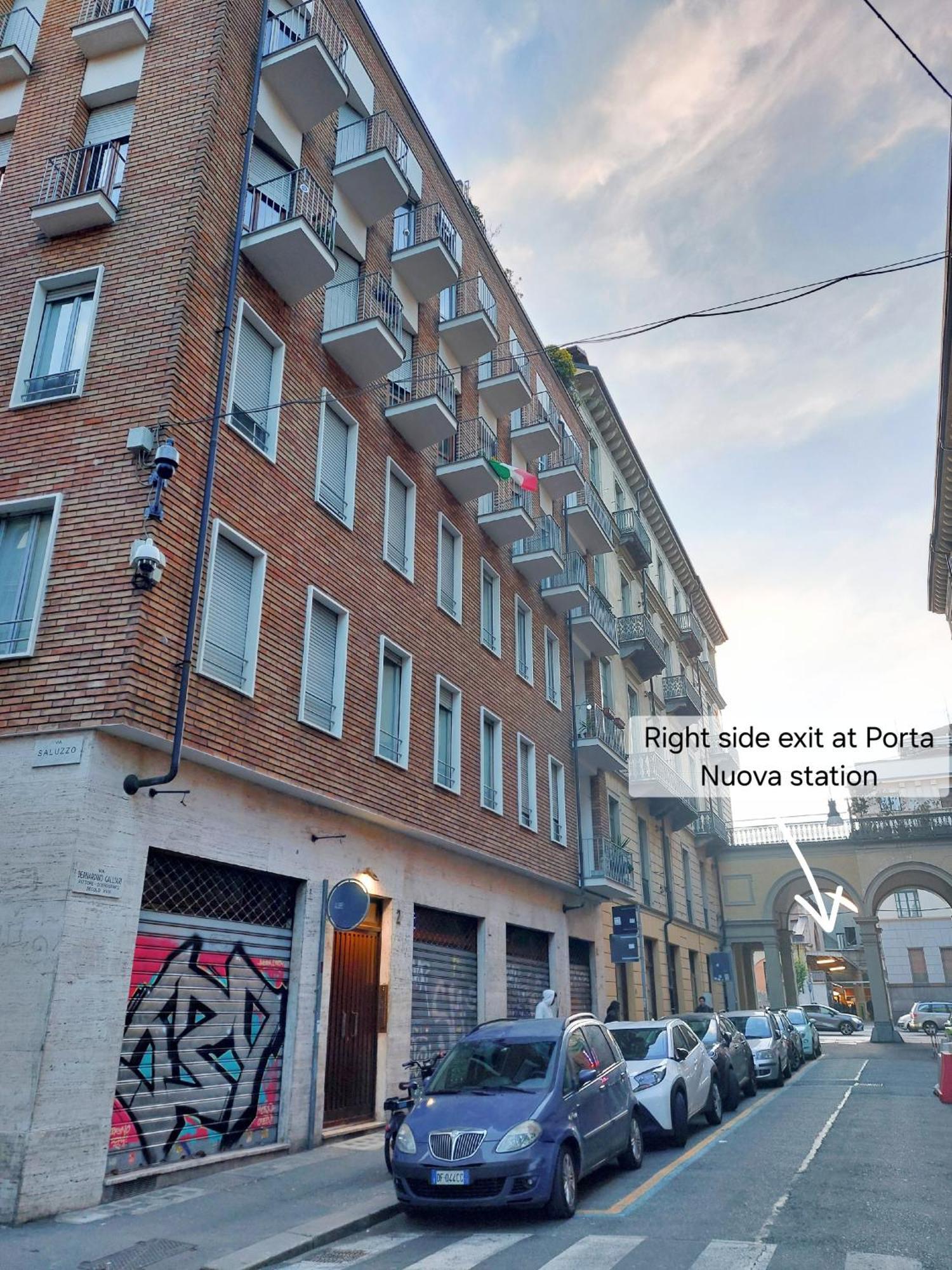 Casa Stazione Centrale Turin Bagian luar foto
